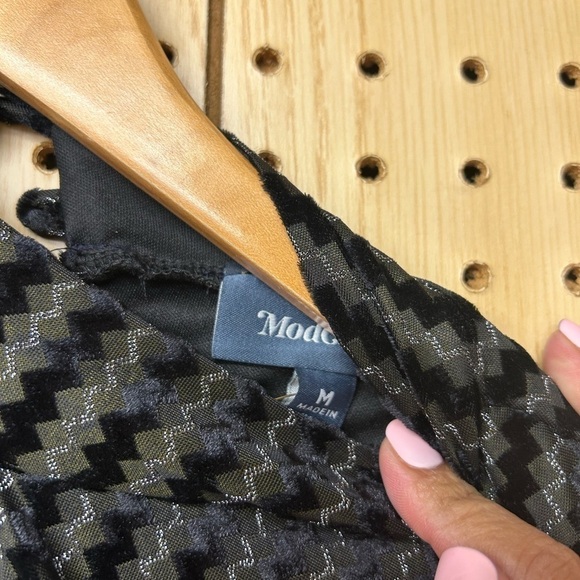 - - ModCloth Fab Feedback Mock Neck Dress - Picture 6 of 7